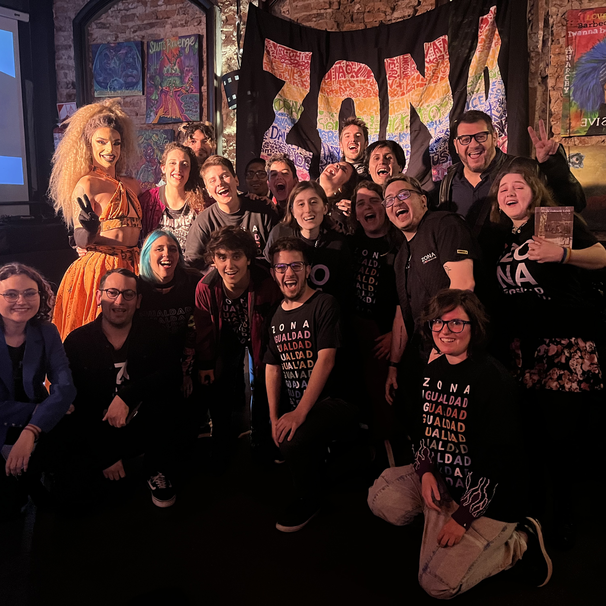 Arte y diversidad en la celebración Zona Orgullosa